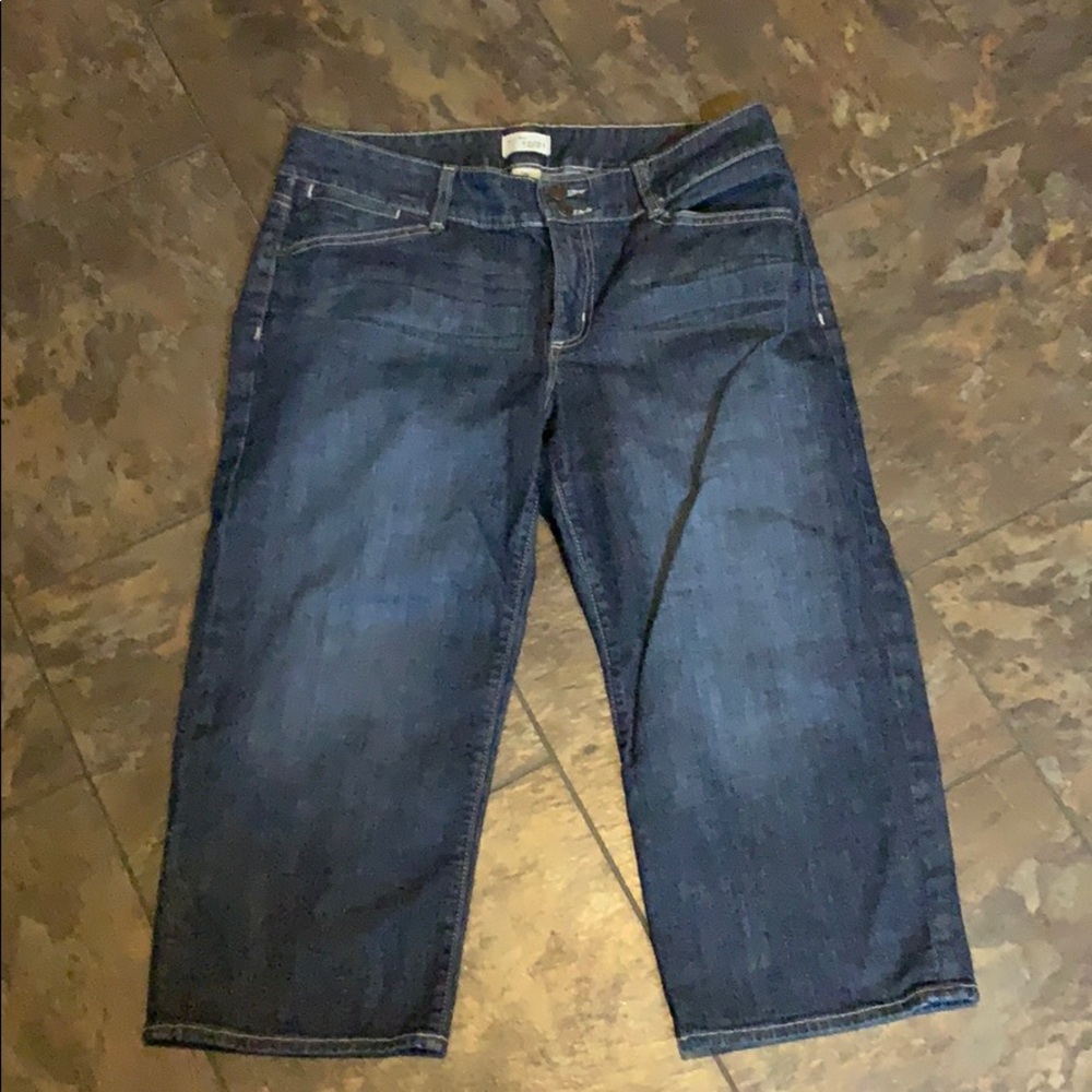 Gap Curvy Flare Capri